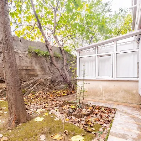 Vibrant Flat Close To Zorlu Διαμέρισμα Κωνσταντινούπολη