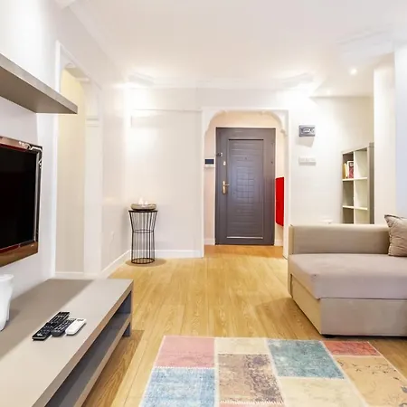 Vibrant Flat Close To Zorlu Κωνσταντινούπολη