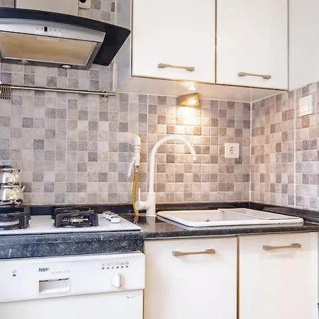 Vibrant Flat Close To Zorlu Διαμέρισμα *